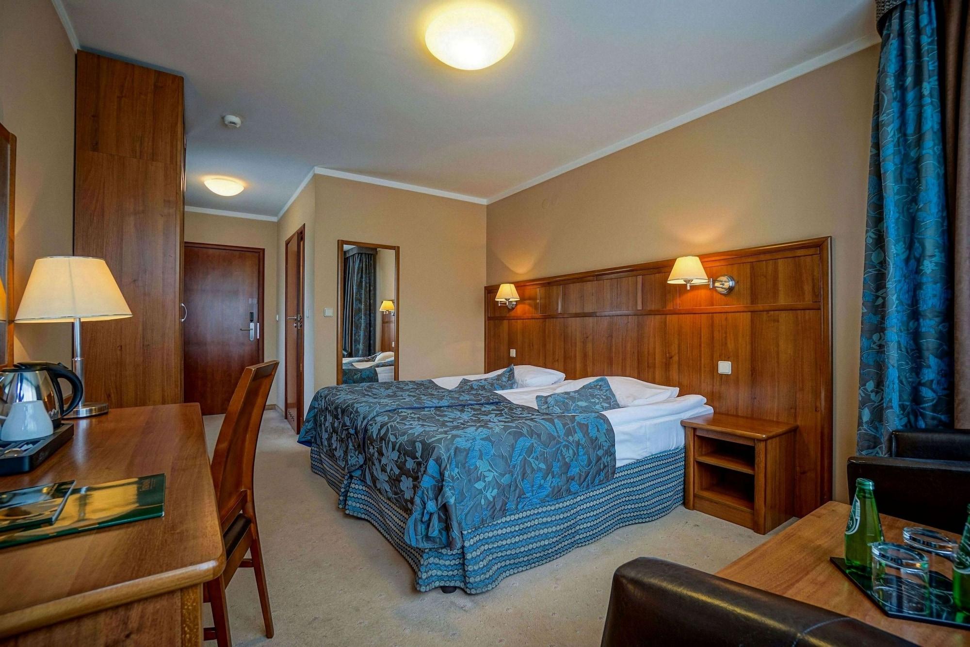 Farmona Business & Hotel 3*